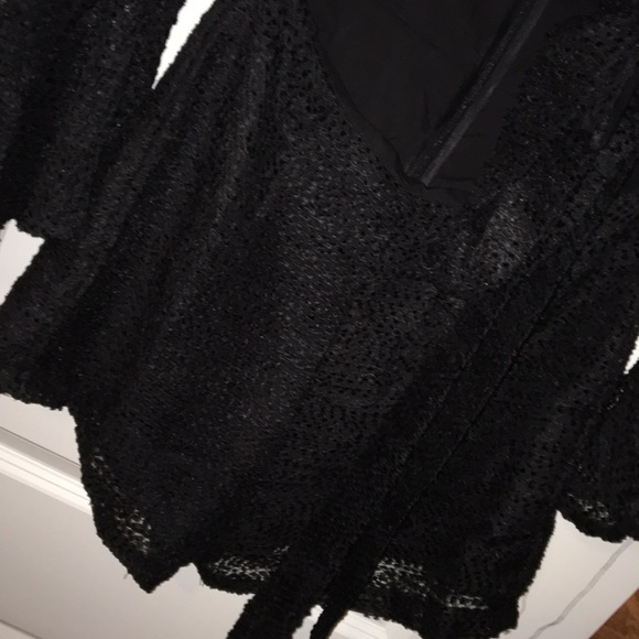 NWT ROMPER - Picture 4 of 6